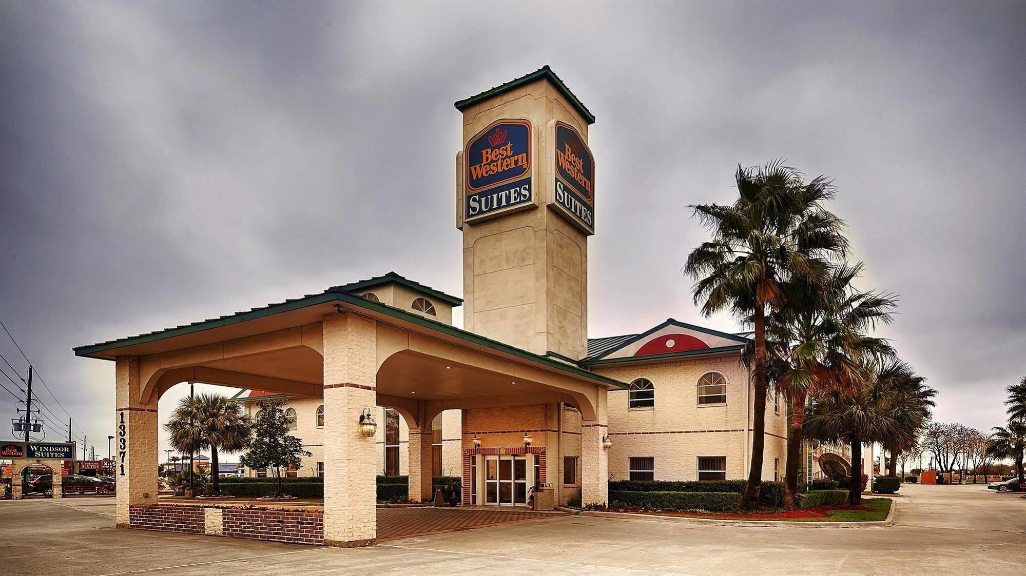 Quality Inn & Suites Cypress Εξωτερικό φωτογραφία
